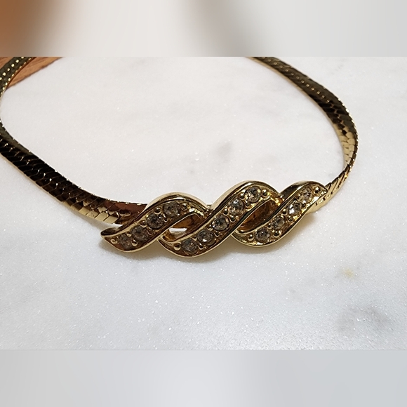Vintage Avon Gold-Tone Snake Chain Bracelet with Rhinestone Swirl Accent 80s 90s - Picture 6 of 8